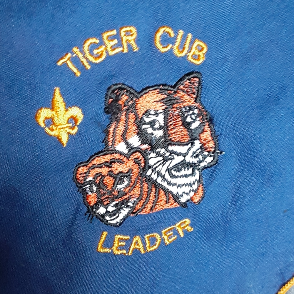 Exclusive TIGER CUB WRAPS EXCELLENT RARE - Picture 2 of 4